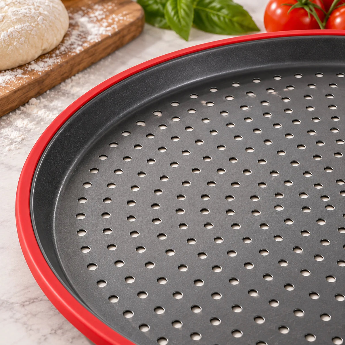 Perforated Pizza Baking Pan — detail